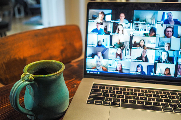 Veldhoen_supporting teams hybrid working_chris-montgomery-smgTvepind4-unsplash (1)